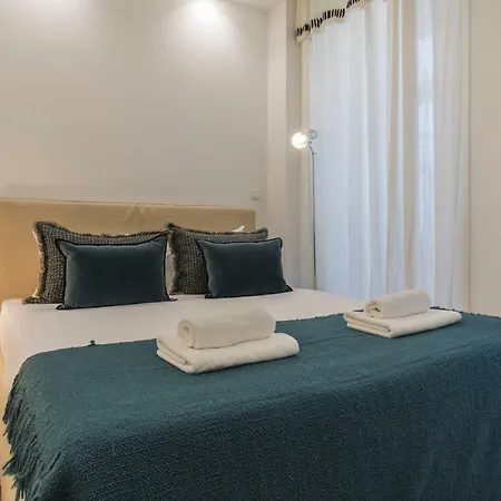 아파트 Charming 2 Bedroom In Baixa Chiado