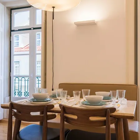 아파트 Charming 2 Bedroom In Baixa Chiado
