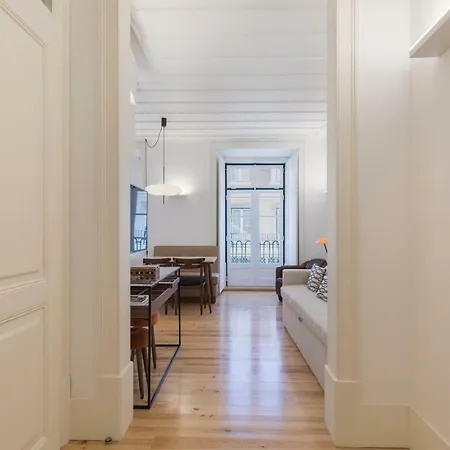 Charming 2 Bedroom In Baixa Chiado *